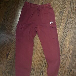Nike Cargo Sweatpants Joggers Merlot Youth X-Large